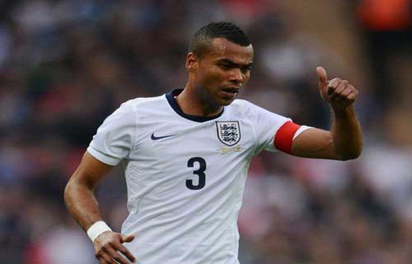 Ashley Cole (İngiltere)