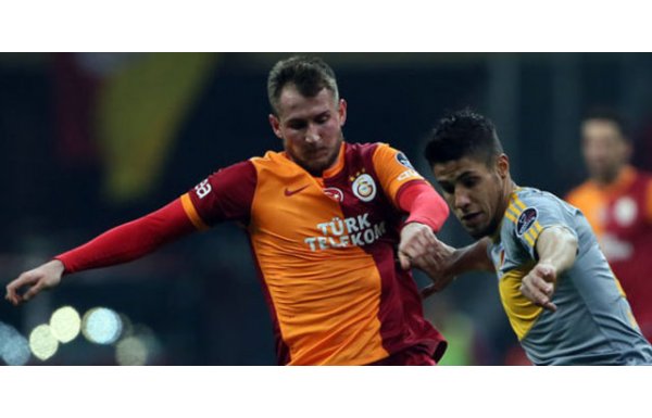 G.SARAY’DA BÜYÜK KRİZ
