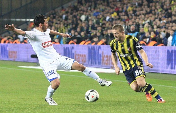 Caner'e 3 yıllık sözleşme! F.Bahçe değil...