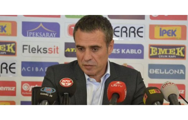 YANAL DA KALDIĞINI İLAN ETTİ