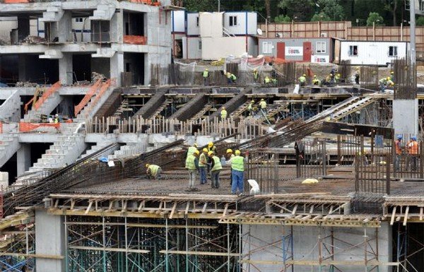 Arena´nın yarısı bitti!