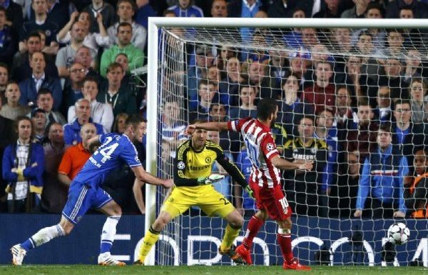 'Arda Turan attı Londra yıkıldı