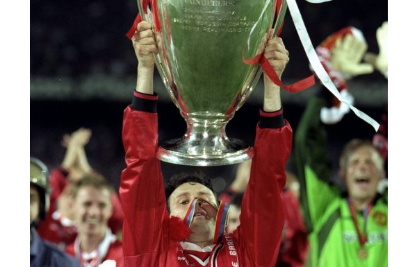 MANCHESTER UNITED (İNGİLTERE) 