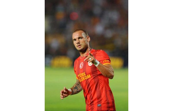 Sneijder’e yeni talip