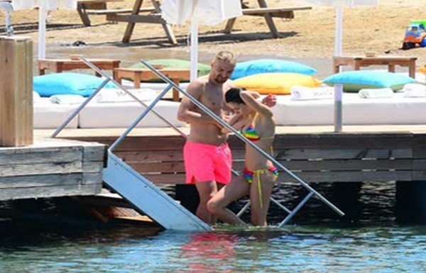 'Caner Erkin'den DJ'e Berkay tepkisi