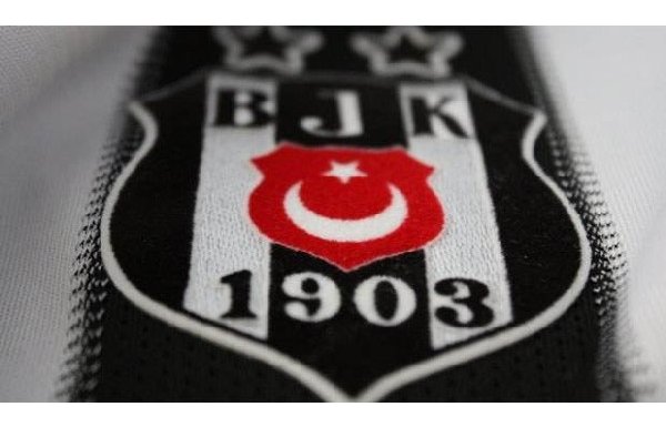 F.Bahçe ve G.Saray istedi, Beşiktaş kapıyor!