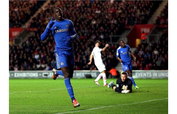 Beşiktaş'ın yeni golcüsü Demba Ba