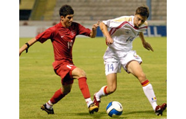 Emre Çolak