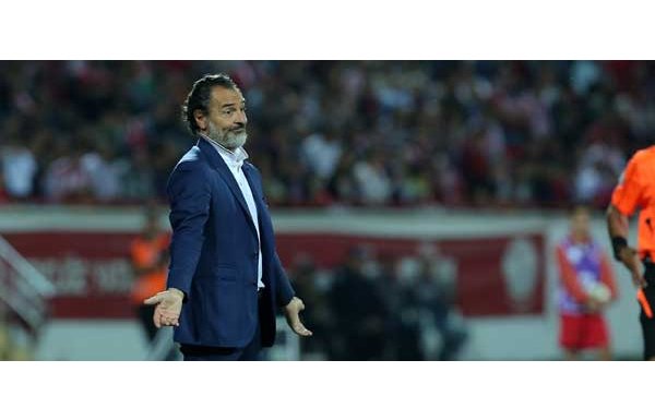 Prandelli'den flaş Selçuk İnan kararı