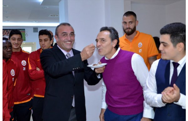 Abdürrahim Albayrak Florya'da