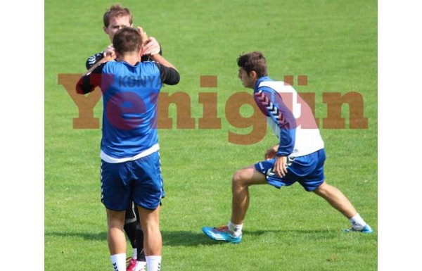 'Konyaspor'un idmanında yumruklar konuştu!