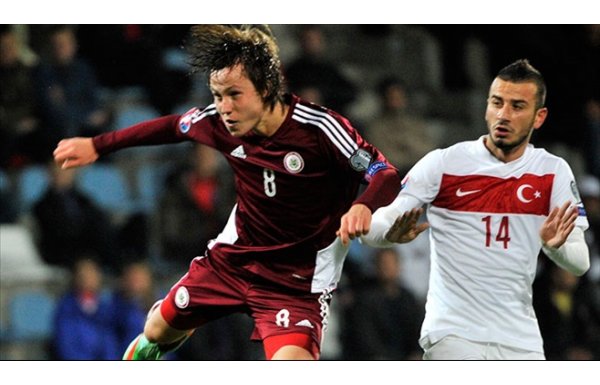 'Köşe yazarlarından eleştiriler