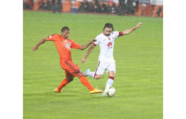 SERHAT ULUEREN / ŞAMPİY10