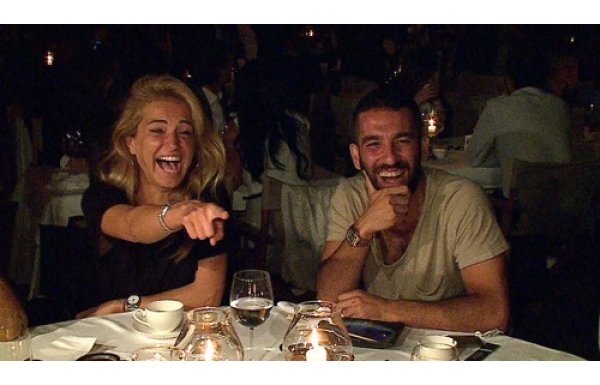 Burcu Esmersoy resmen açıkladı! Arda Turan...