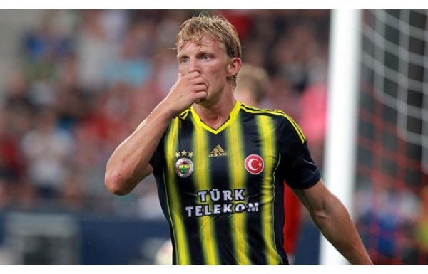 FEYENOORD, KUYT’TAN CEVAP BEKLİYOR