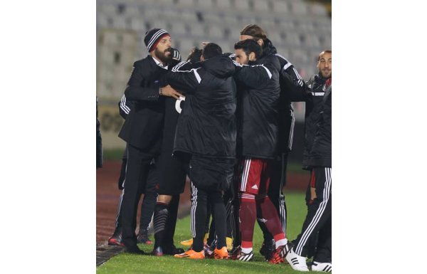 Oh be, bravo! - Atilla Gökçe / Milliyet