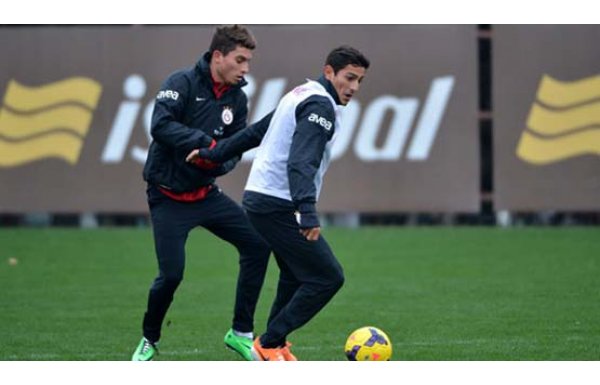 'Galatasaray'da yolcular belli oldu! 10 isim...