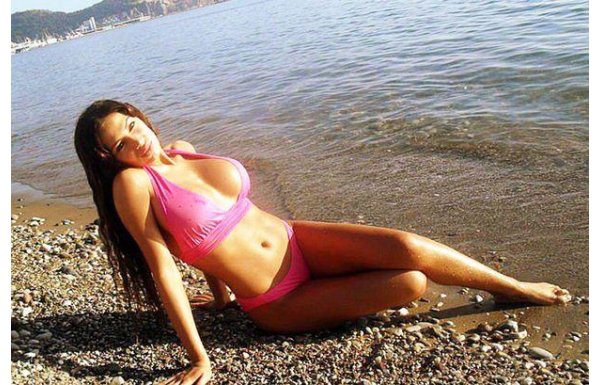 Neymar'dan seksi güzele özel jet