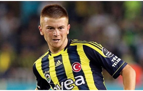 GÖKAY İRAVUL