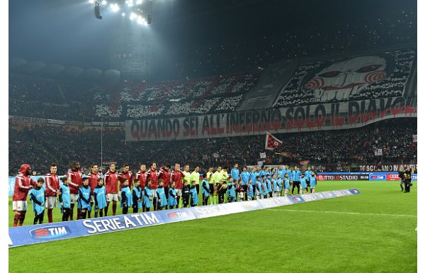 'Inter - Milan maçında tribünler