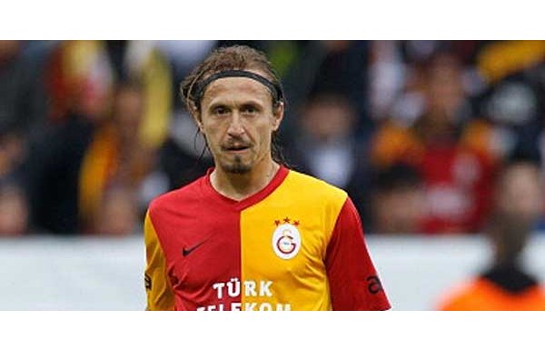 AYHAN AKMAN