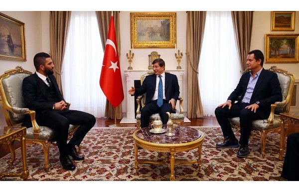'Arda Turan ve Acun Ilıcalı Başbakan'ı ziyaret etti