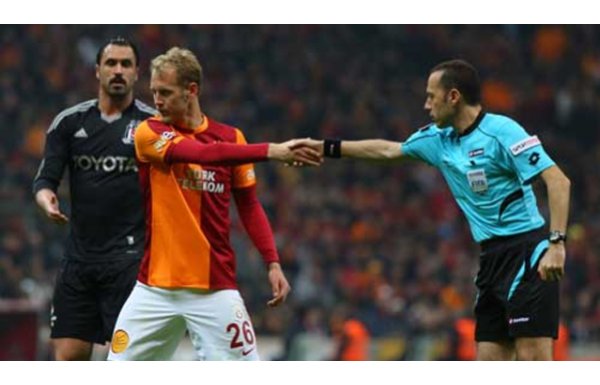 3) Semih Kaya/ Galatasaray-Beşiktaş