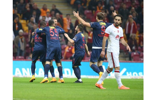 'G.Saray-Mersin maçı sonrası Twitter yıkıldı