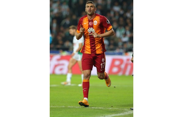 G.Saray'ın farklı galibiyeti olay oldu