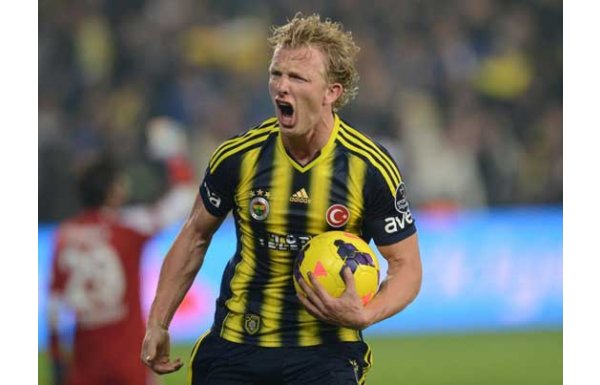'F.Bahçe'den sürpriz karar! Emre ve Kuyt...
