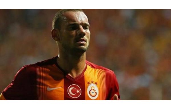 SNEIJDER DE GİDERSE...