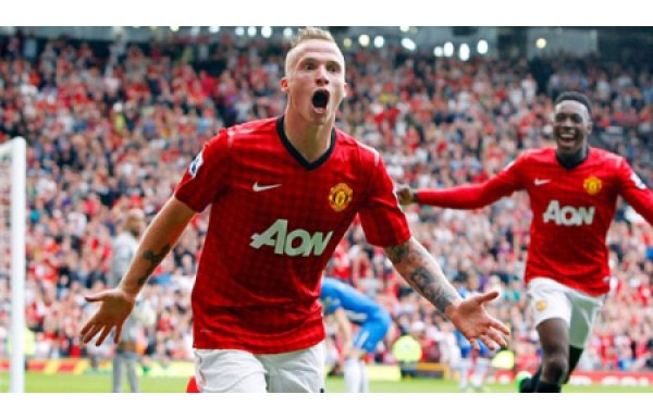 11) Alexander Büttner