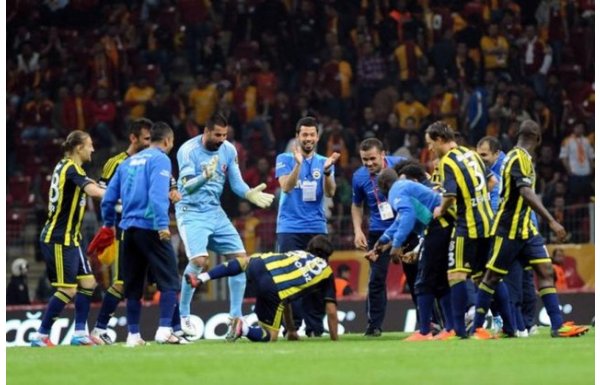 MEHMET TOPUZ 