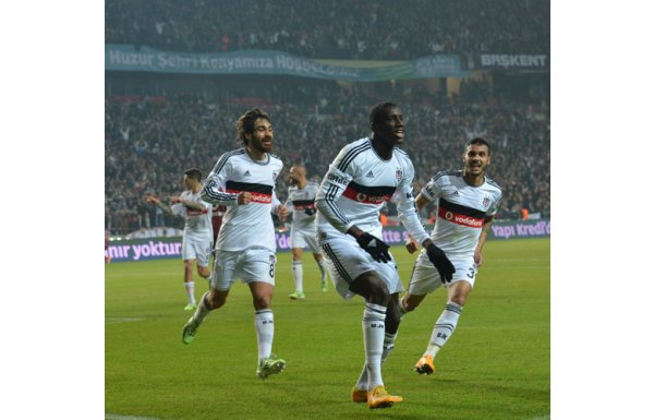 Demba Ba bombası! Gidiyor...