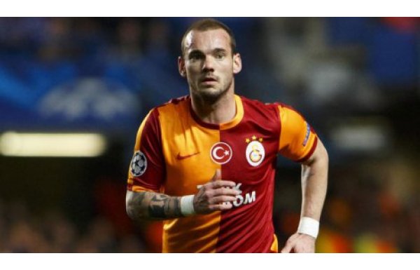6) Wesley Sneijder