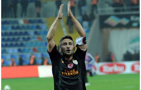 'Sabri, G.Saray'da kalmazsa o takıma gidiyor!