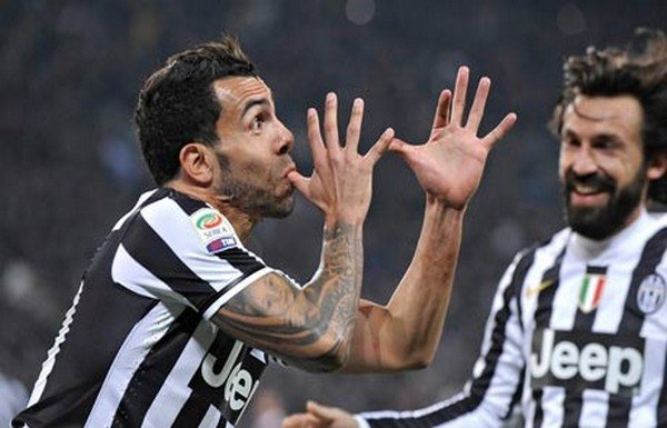 'Carlos Tevez bombası!