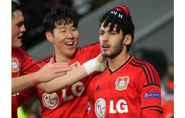 HAKAN ÇALHANOĞLU (Bayer Leverkusen)