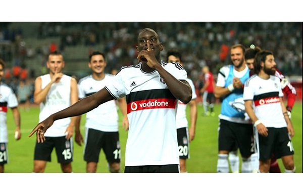 Demba Ba'dan rekor