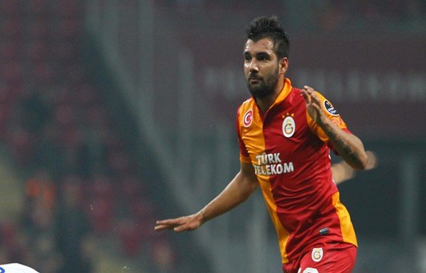 'Engin Baytar, Galatasaray'da kalıyor