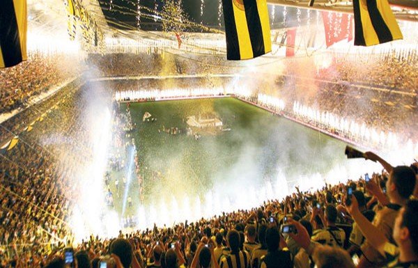 'Fenerbahçe, Galatasaray derbisinde bir ilk yaşayacak!