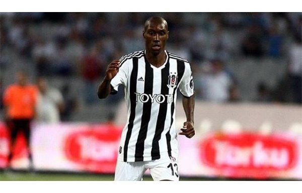 Beşiktaş'a müjde! Yıldız futbolcu imzalıyor...