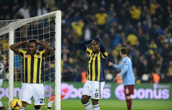 Fenerbahçe soyunma odasında isyan!