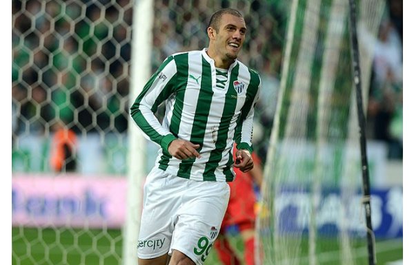 Bursa'dan Galatasaray'a sezon sonu geliyor