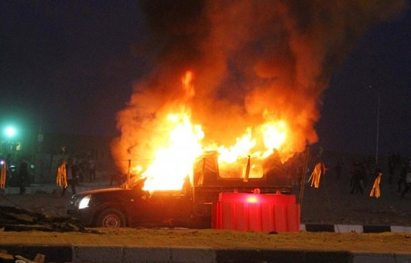 'Mısırda taraftarlarlarla polis çatıştı