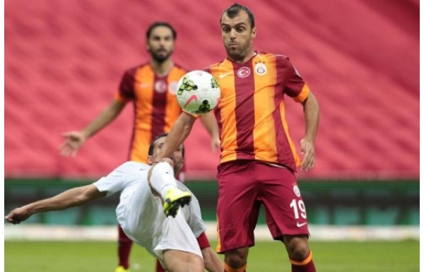 Galatasaray'dan Genoa'ya transfer oluyor!