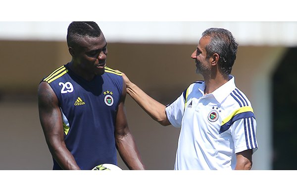 'İsmail Kartal, Emenike ile görüştü ve...