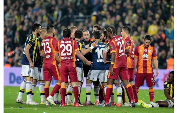 ''Cüneyt Çakır tuhaf kararlar verdi'