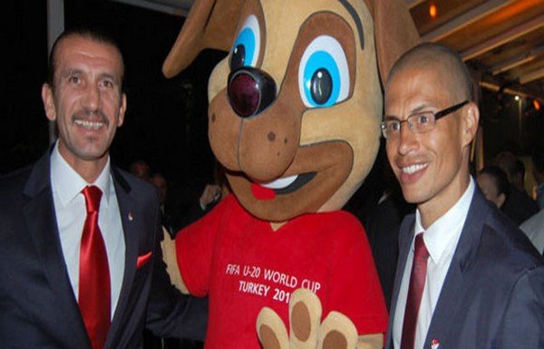 'İşte Alex de Souza'nın jübilesinde oynayacak futbolcular