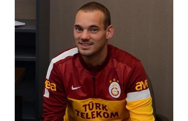 Sneijder, Fenerbahçeli yıldızları solladı!